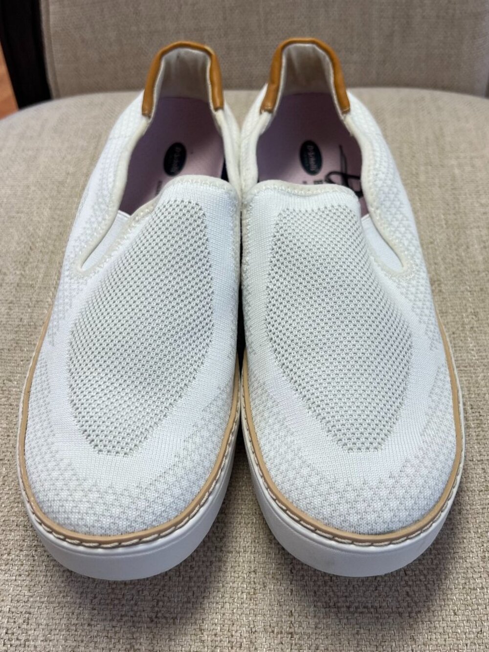 womens white slip on sneakers 11M / Mens 9M